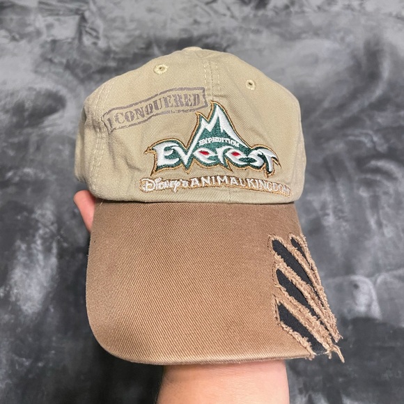 Conquered Expedition Everest Hat 